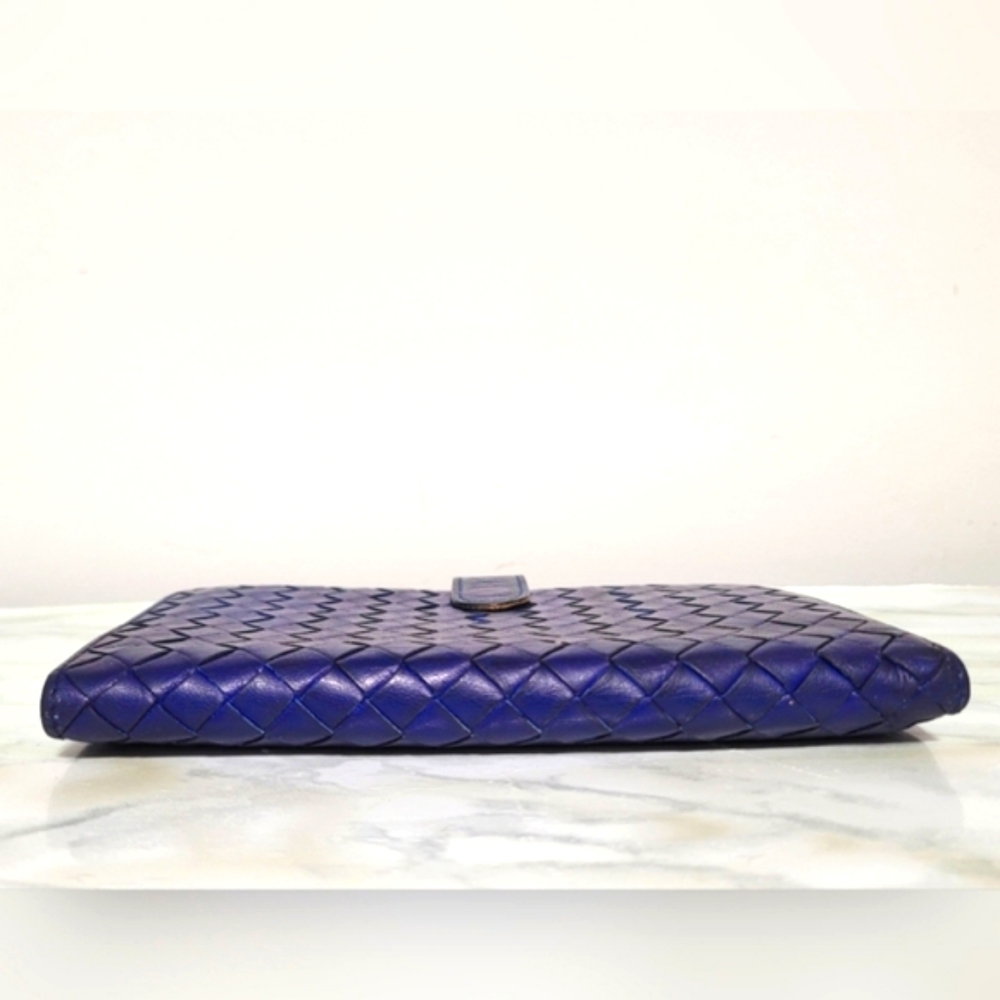 Bottega Veneta Intrecciato Weave Leather Wallet - Picture 6 of 16